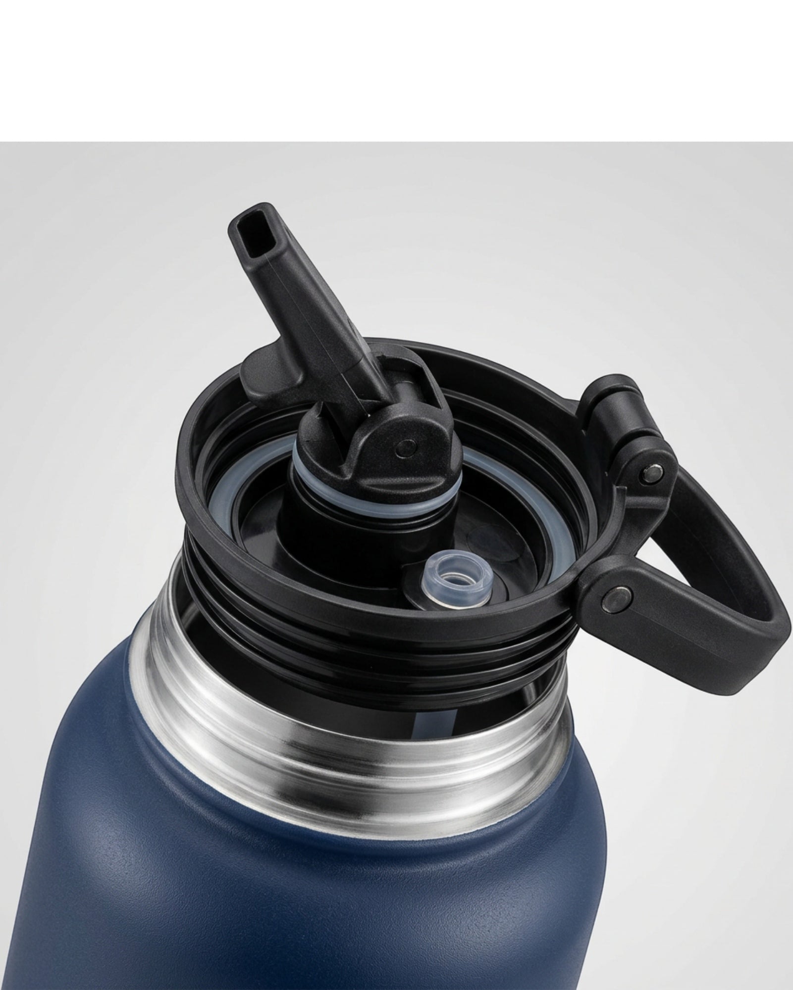 Zptwv Wide-Mouth Insulated Bottle with Folding Straw Lid 32 oz Navy - Detail view
