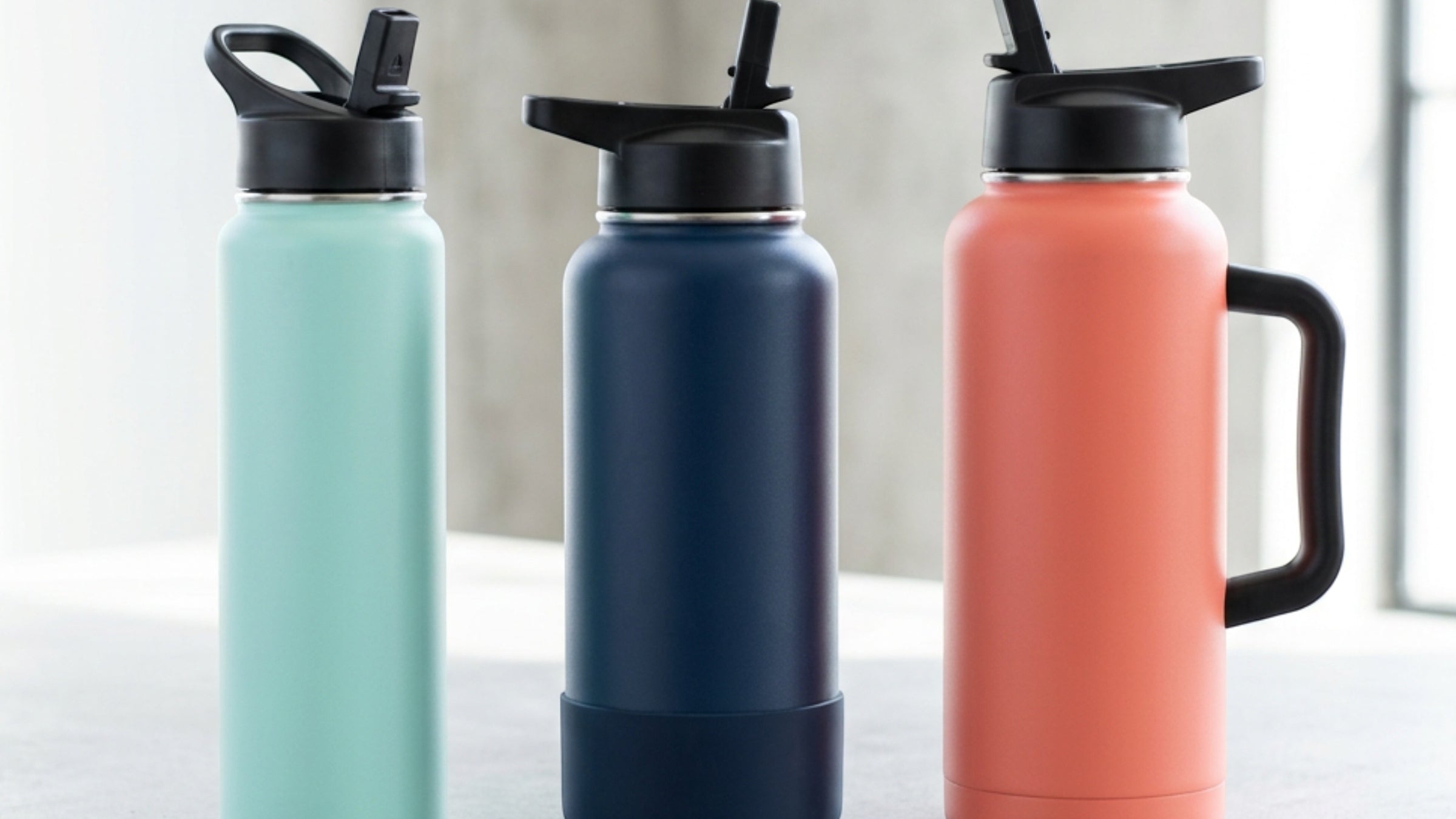 Zptwv Insulated Sports Water Bottles with Straw Lids